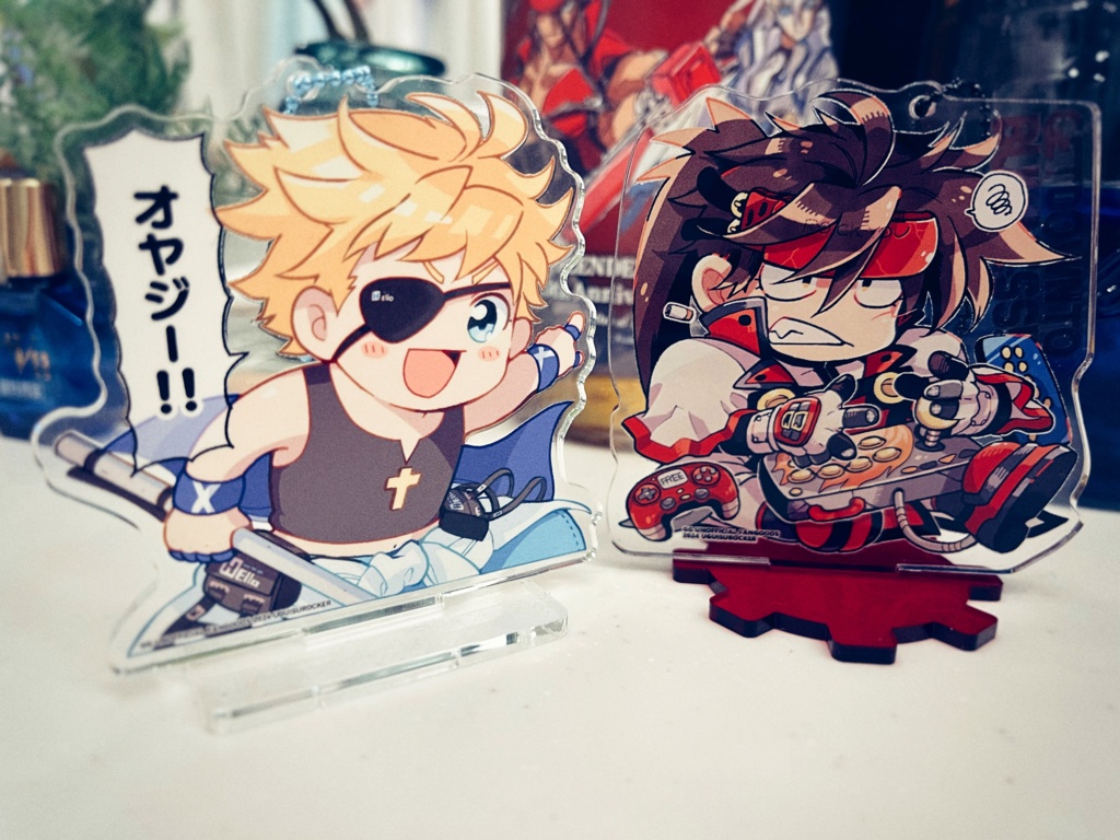 聖騎士団ソルアクリルスタンドキーホルダー 仕事より格ゲーver