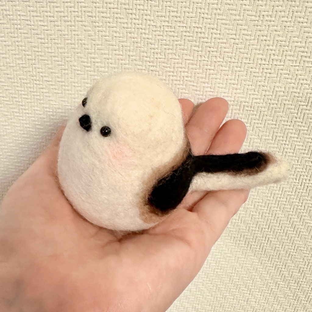 ふわふわシマエナガ 【羊毛フェルト】