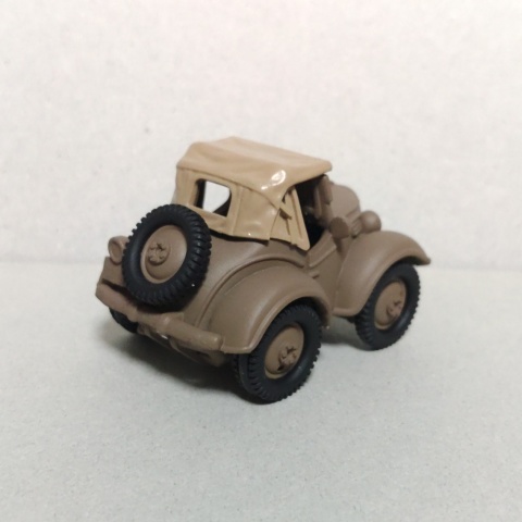 【塗装・組立済】プルバックカー 九五式小型乗用車「くろがね四起」