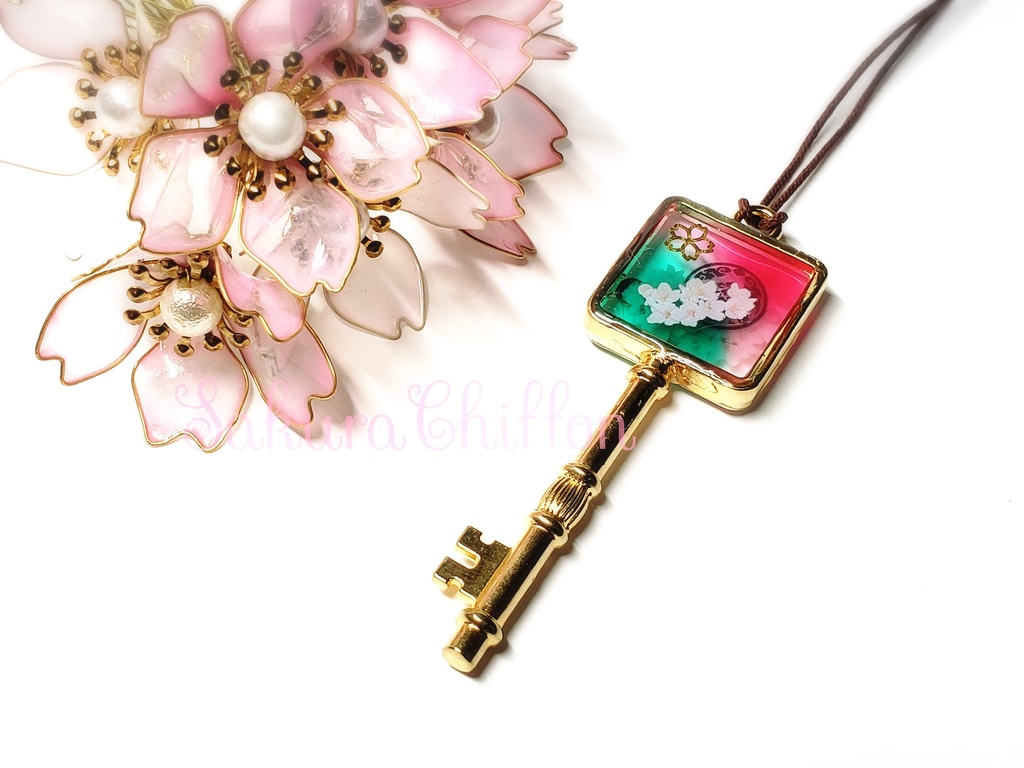 自本丸へ帰る鍵(ロングペンダント)