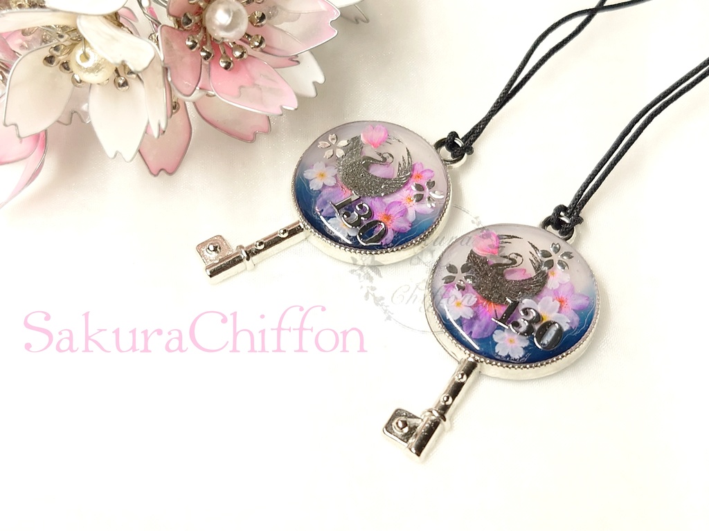 近侍の合鍵ペンダントネックレス