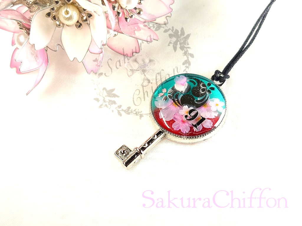 近侍の合鍵ペンダントネックレス