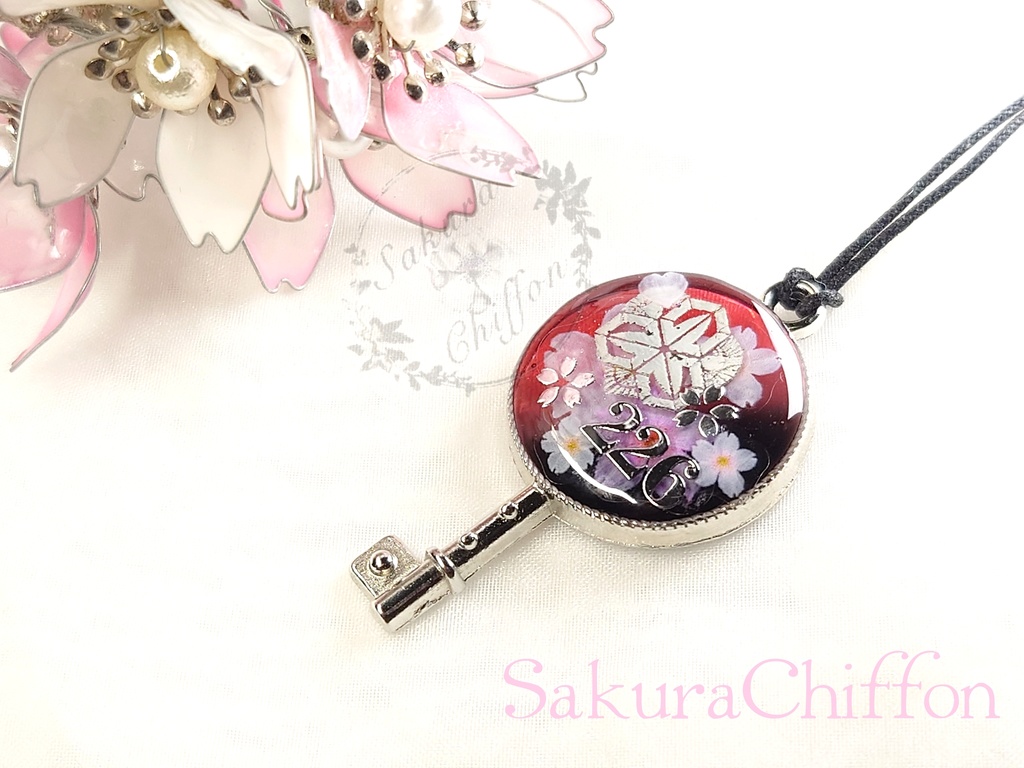 近侍の合鍵ペンダントネックレス