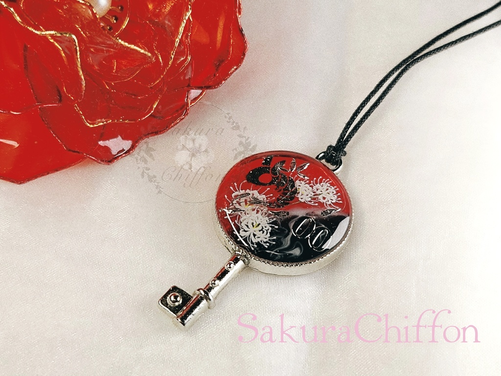 近侍の合鍵ペンダントネックレス