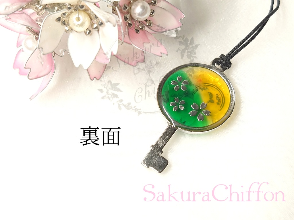 近侍の合鍵ペンダントネックレス