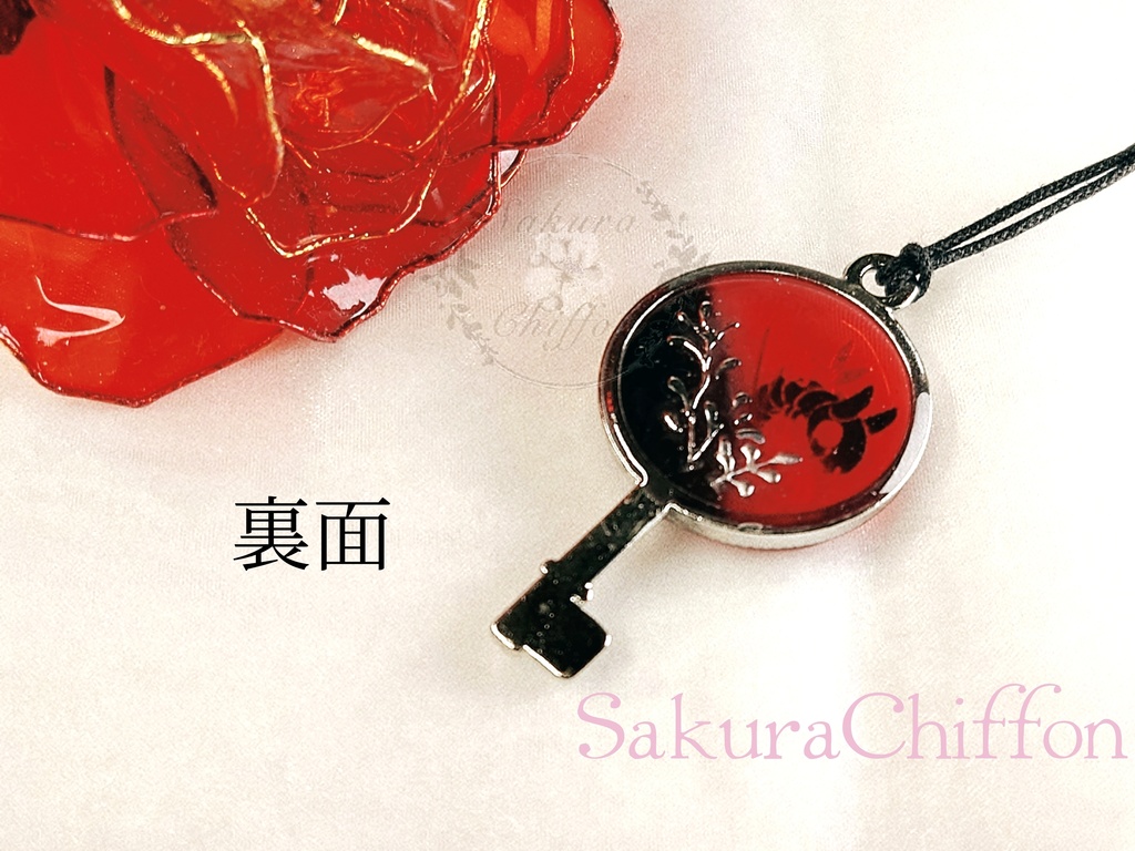 近侍の合鍵ペンダントネックレス