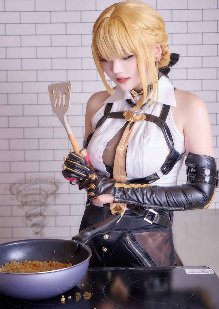 「MOTHS」ゼンゼロ イヴリン コスプレ写真集