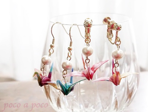 折り鶴とコットンパールアクセサリー 水色/ピンク ピアス/イヤリング