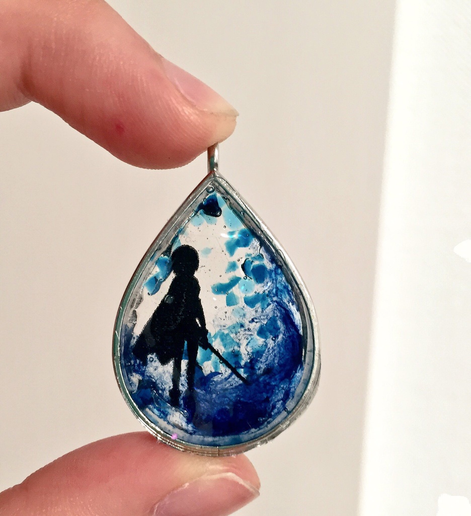 美樹さやか シルエットネックレス