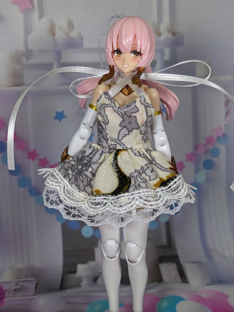和柄ドレス　ミニ　白　　Mサイズ
