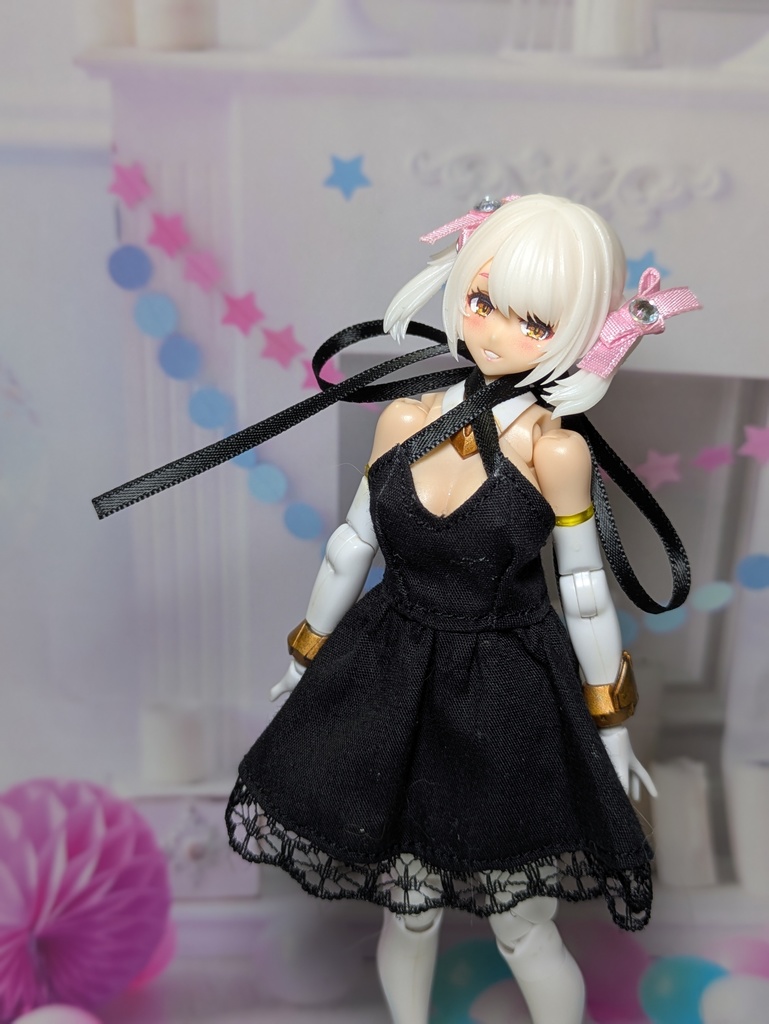 ワンピース　黒　メガミMサイズ