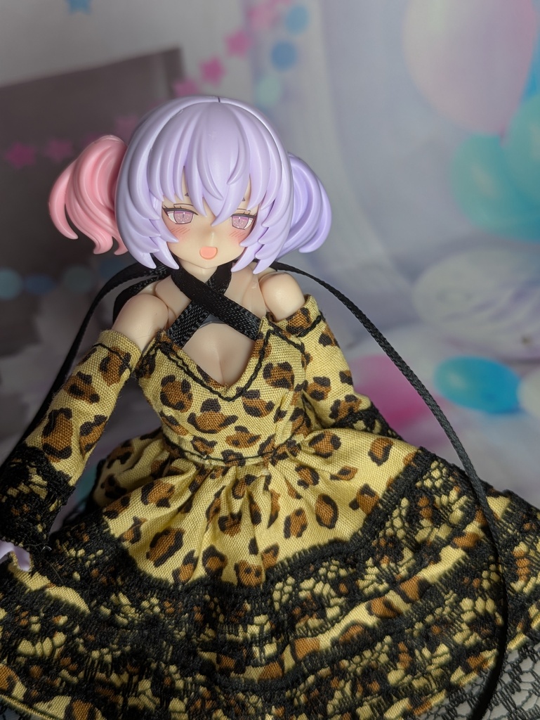 欲張りレースドレスMサイズ 袖付き ヒョウ柄