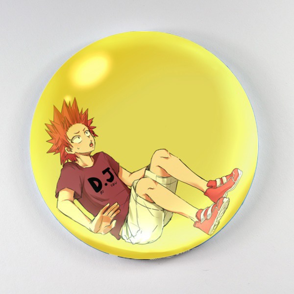 囚われ缶バッジ