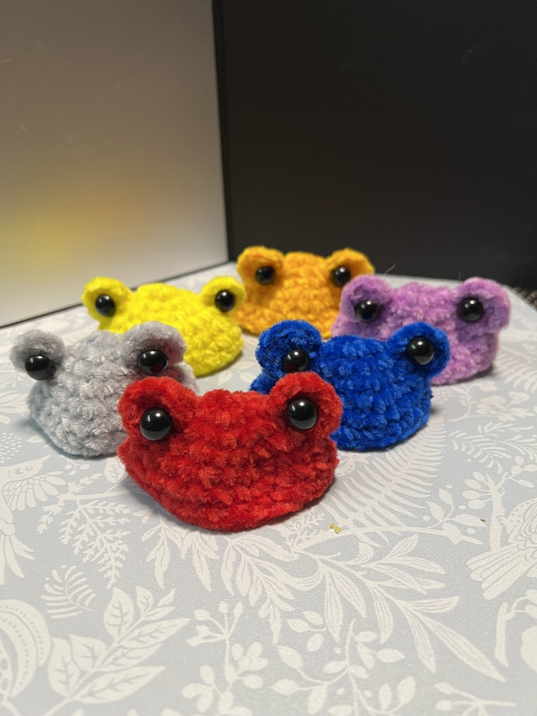 どうでもいいカエルハーフキャップ