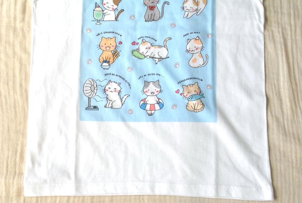 ねこがいっぱいTシャツ キッズ 100~160cm(背景水色)
