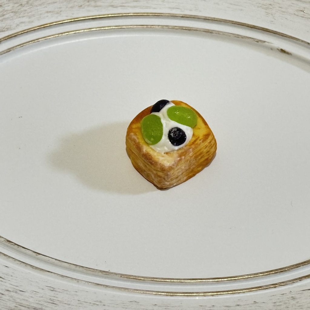 【1/3,4,6サイズ】ブルーベリーとマスカットのデニッシュ(小)