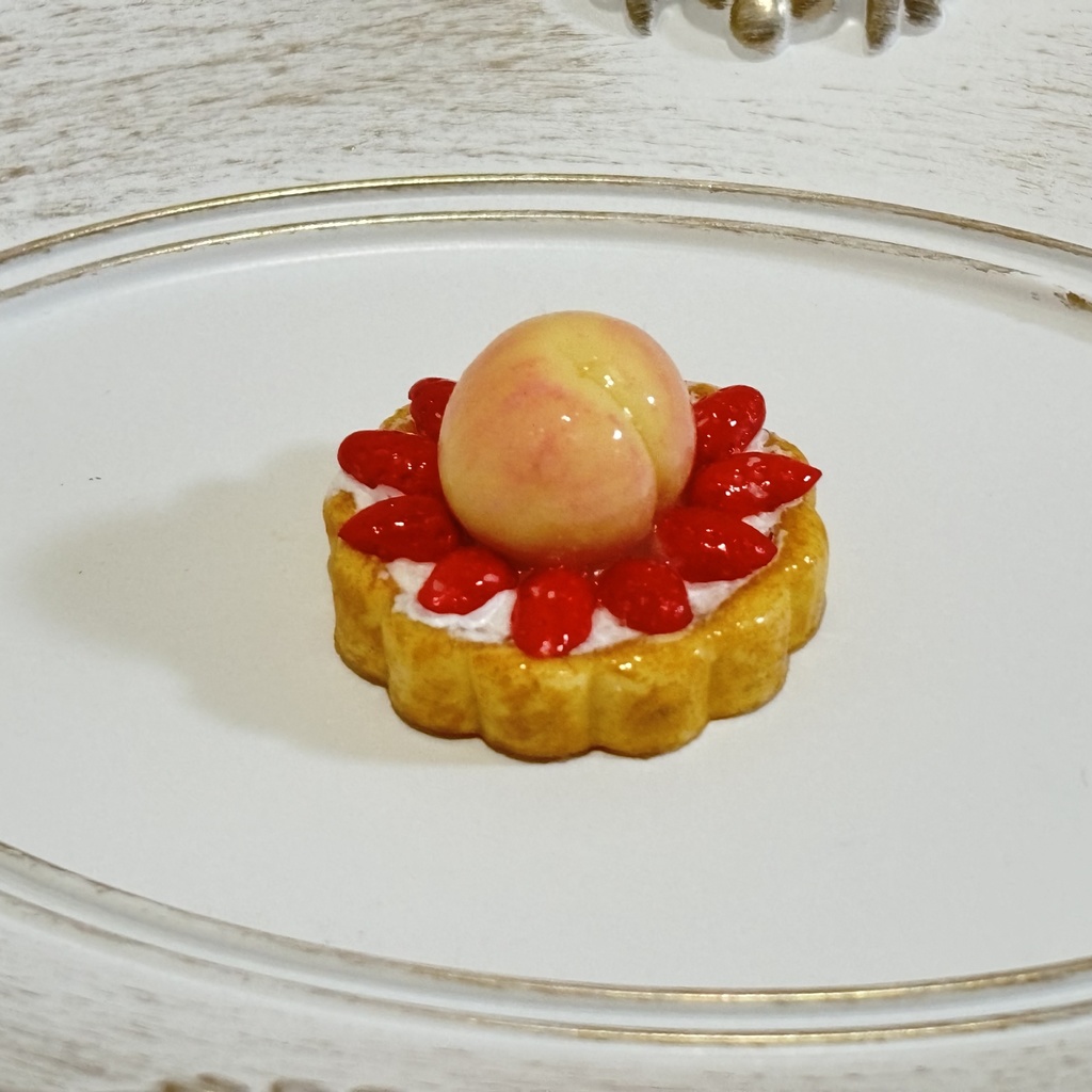 【1/3,4,6サイズ】まるごと桃タルト(いちご)