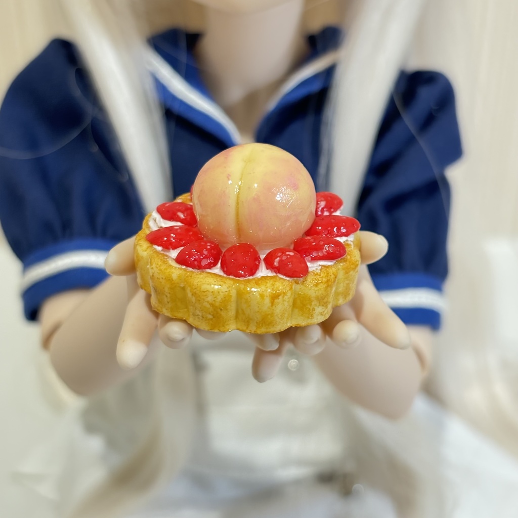 【1/3,4,6サイズ】まるごと桃タルト(いちご)