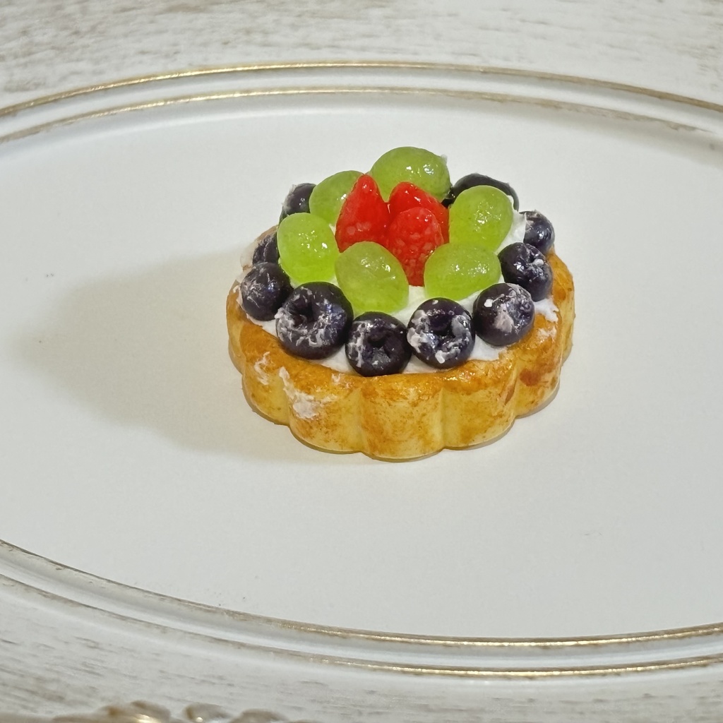 【1/3,4,6サイズ】ブルーベリーとマスカットのタルト