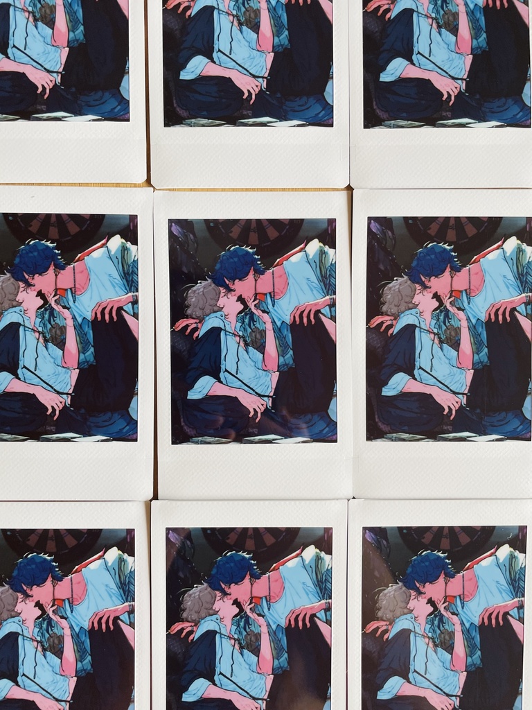 帝幻がチューしてるだけのチェキ