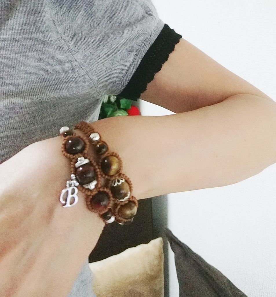 ストーンブレスレット