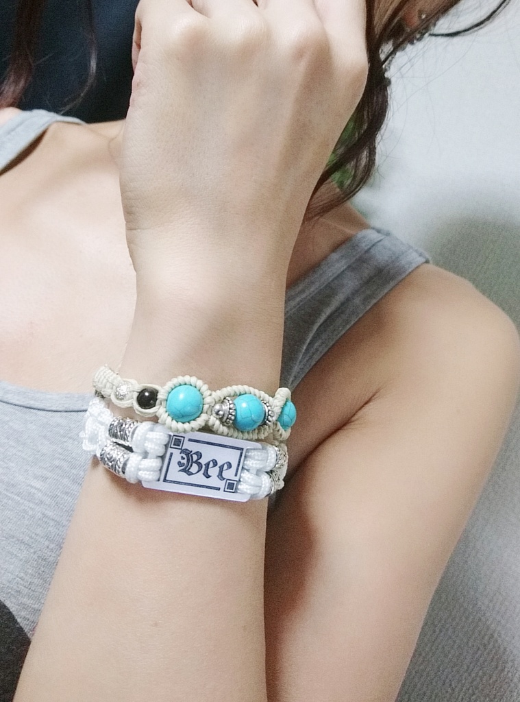 Beeオリジナルブレスレット ホワイト(中)