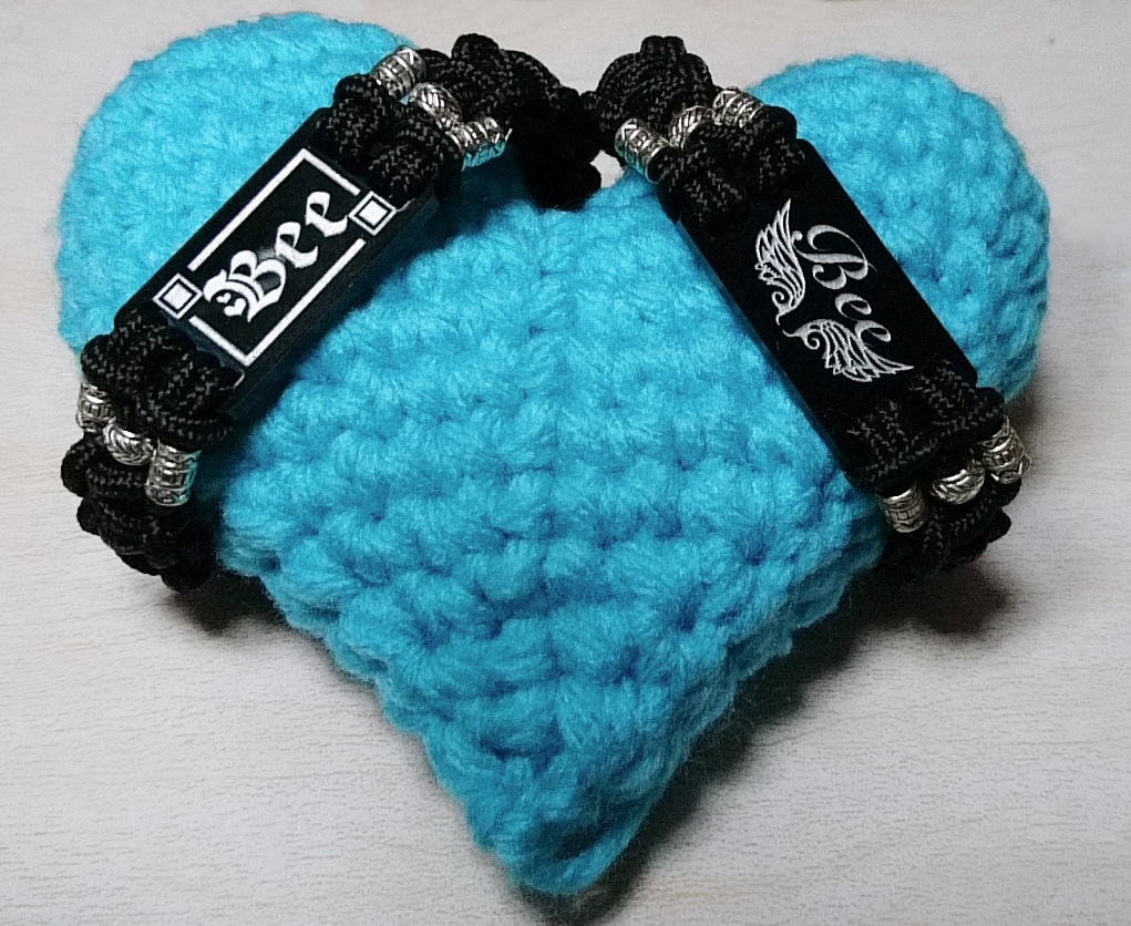 Beeオリジナルブレスレット(大)