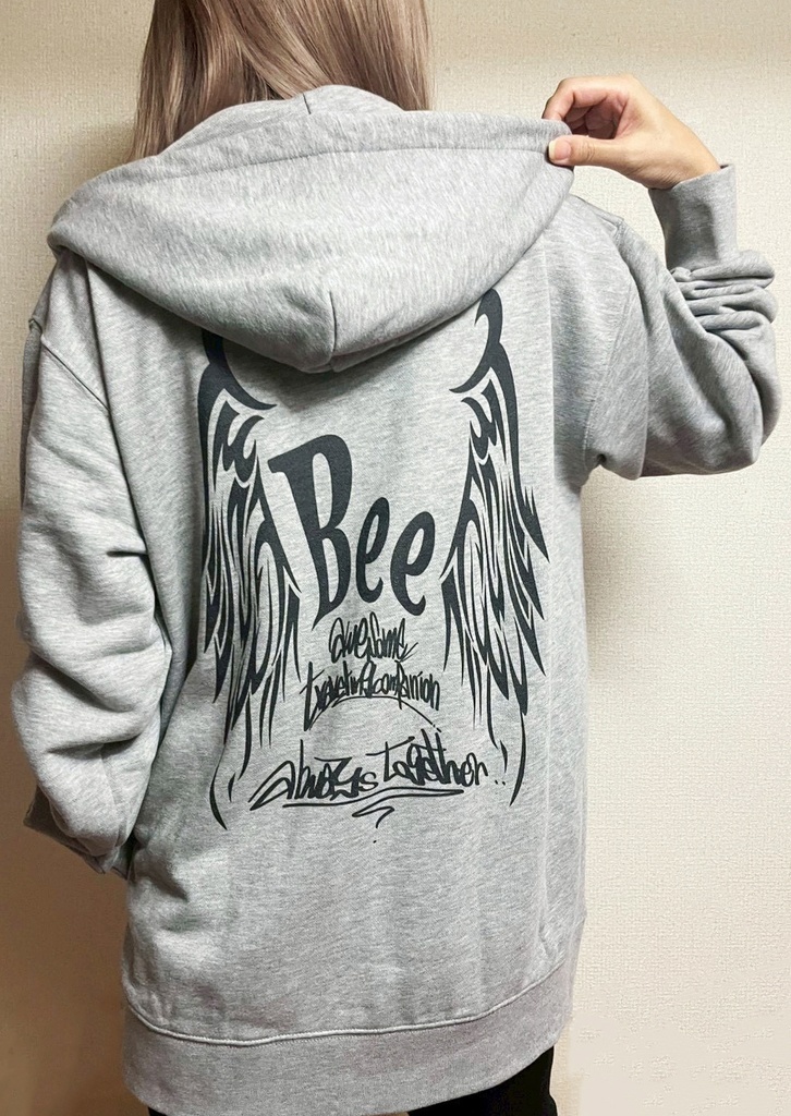 ◆Beeジップパーカー◆