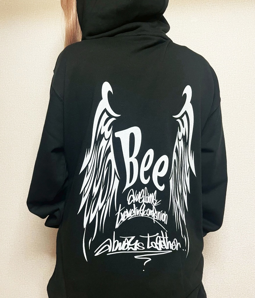 ◆Beeジップパーカー◆