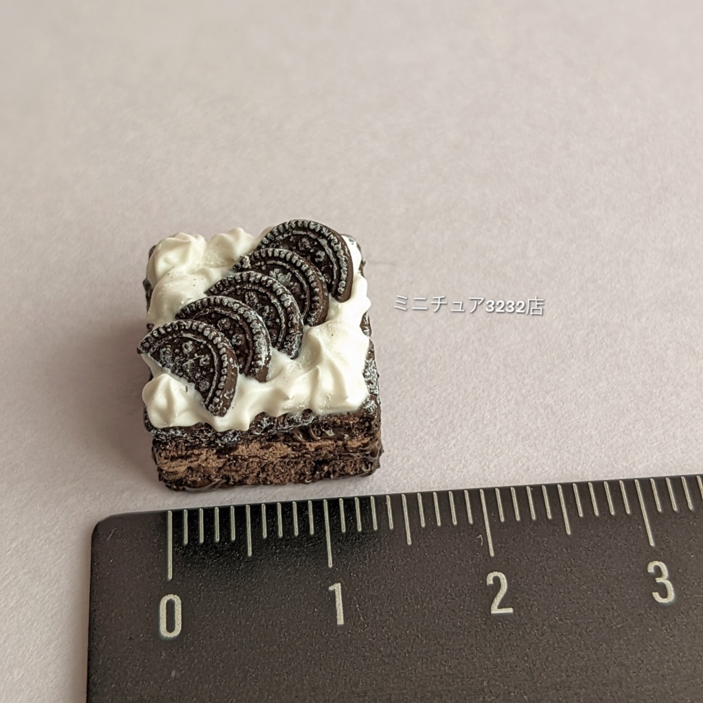 ミニチュアチョコレートケーキ