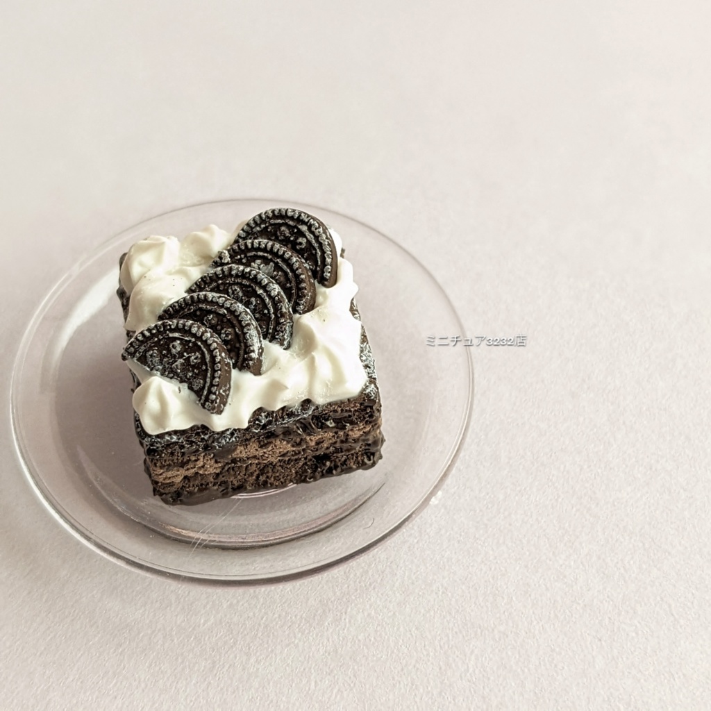 ミニチュアチョコレートケーキ