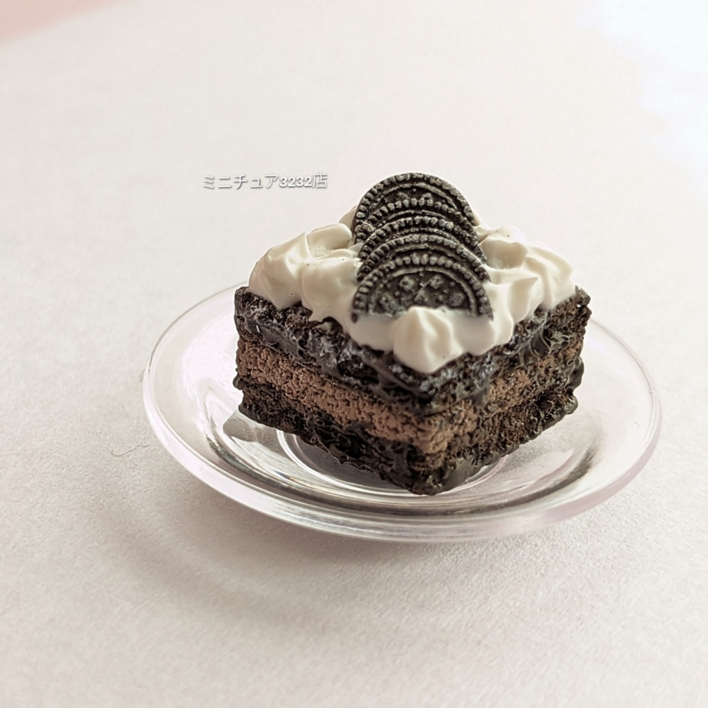 ミニチュアチョコレートケーキ