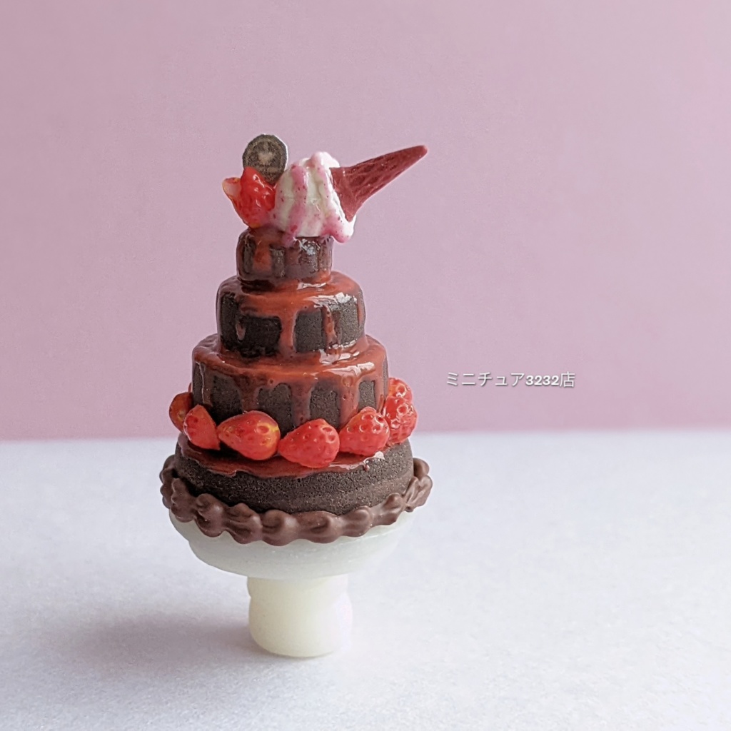 ミニチュアスイーツ Strawberryチョコレートケーキ