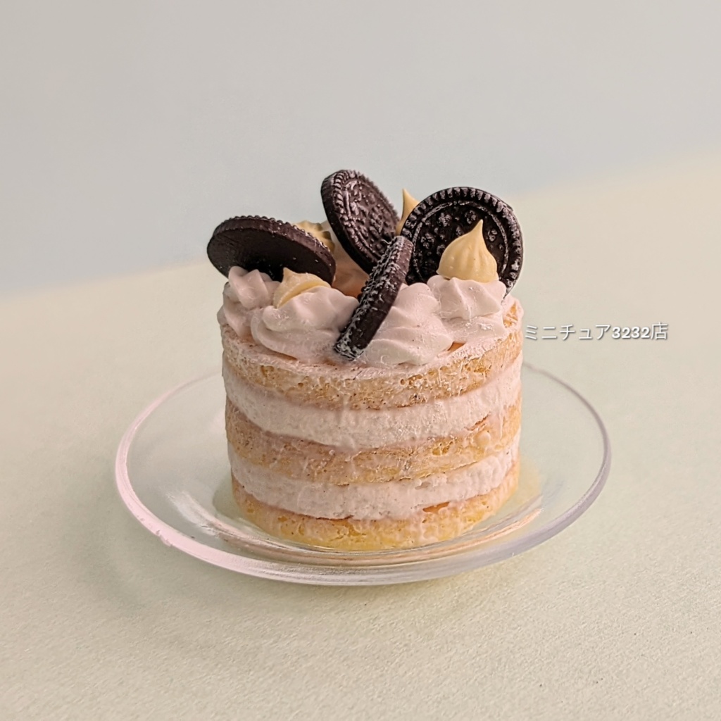 ミニチュア生クリームケーキ