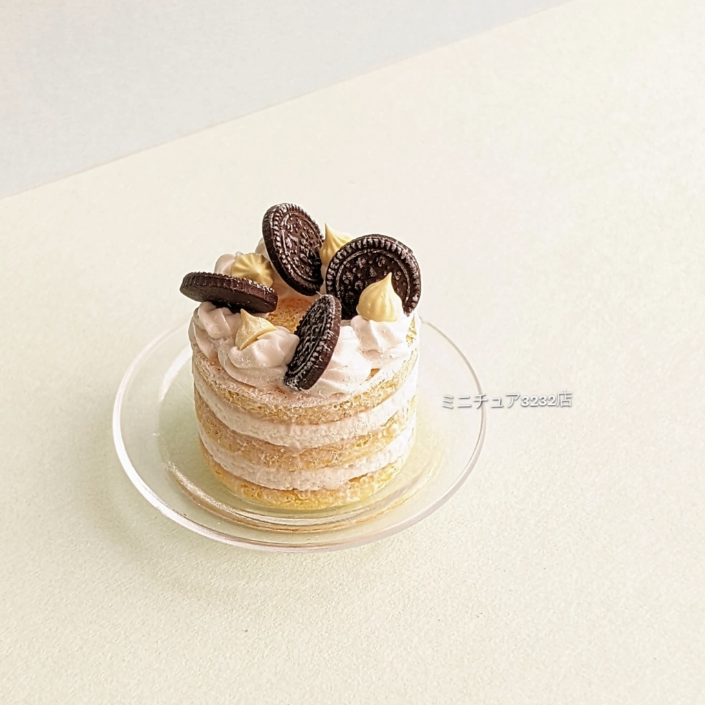 ミニチュア生クリームケーキ