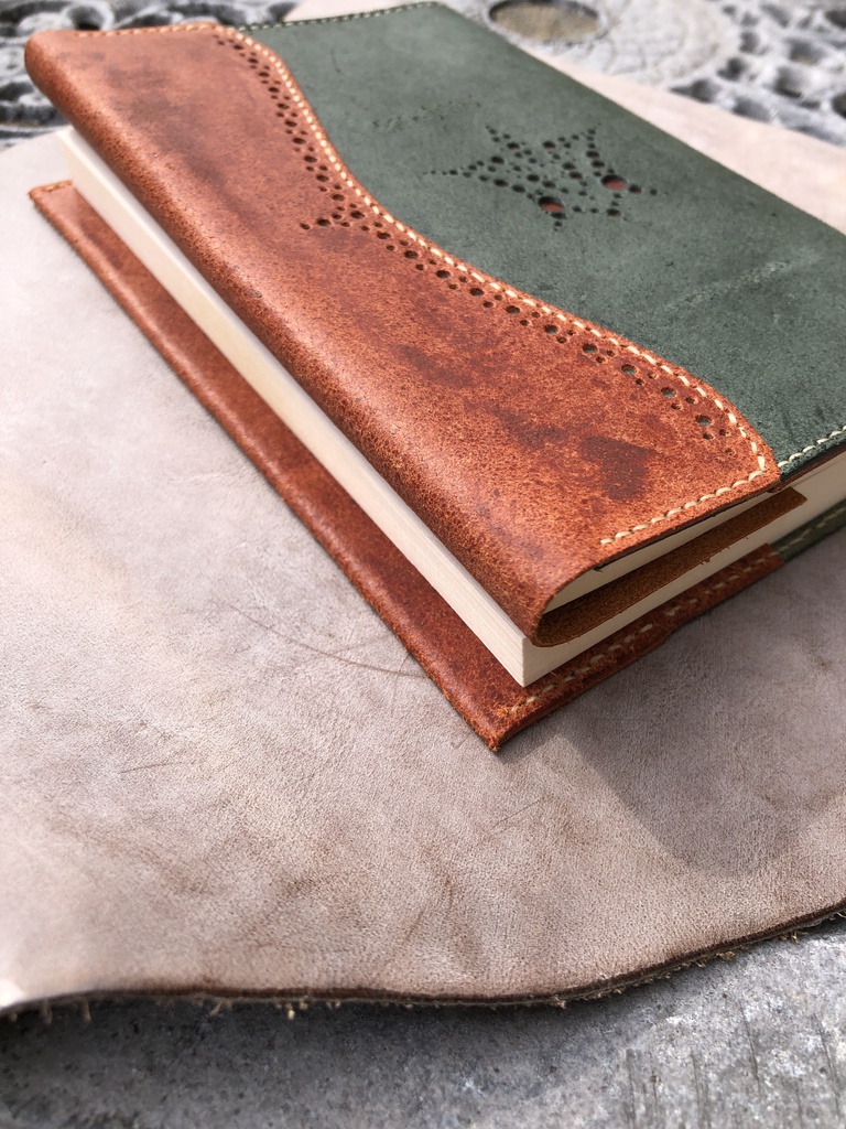 ブックカバー FGO令呪モチーフ 床革