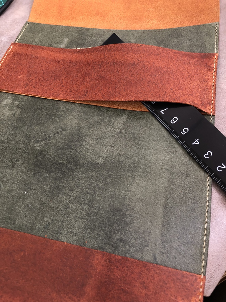 ブックカバー FGO令呪モチーフ 床革