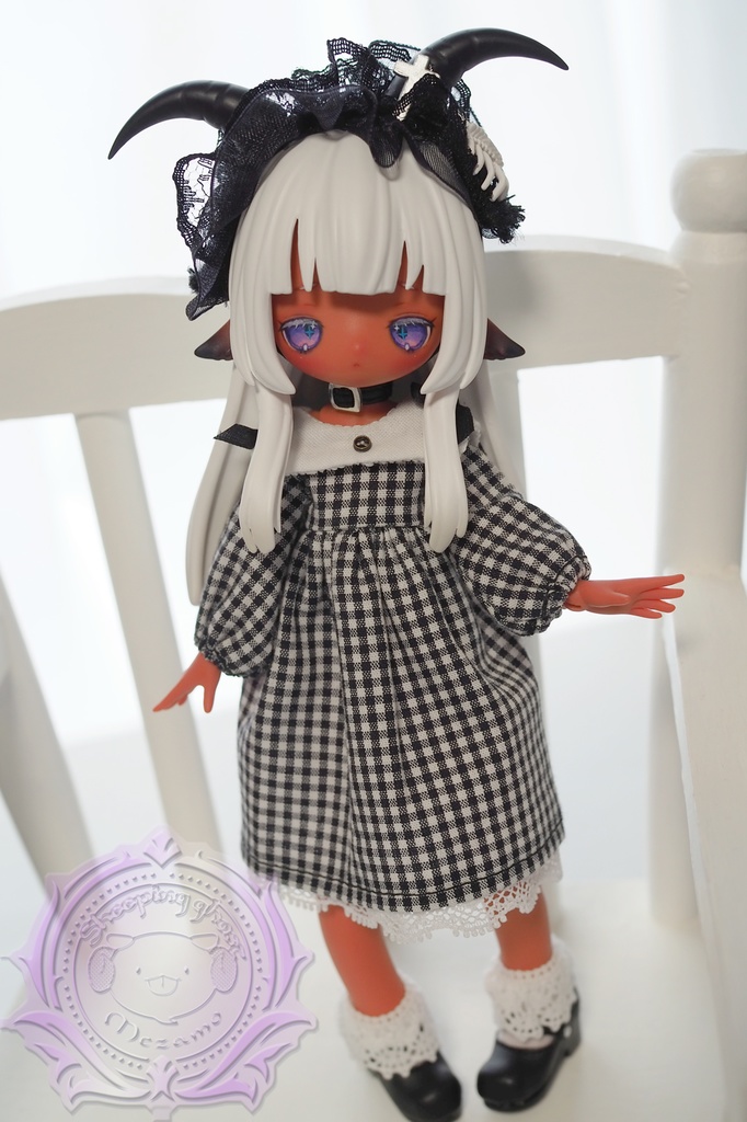 悸动瞬息 一万回の脱出計画 カスタムフェイス+自作服2種類+おまけ本体セット