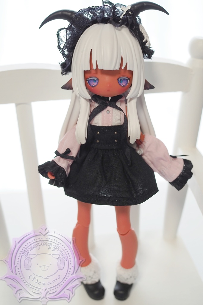 悸动瞬息 一万回の脱出計画 カスタムフェイス+自作服2種類+おまけ本体セット