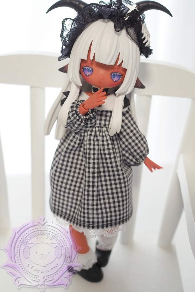 悸动瞬息 一万回の脱出計画 カスタムフェイス+自作服2種類+おまけ本体セット