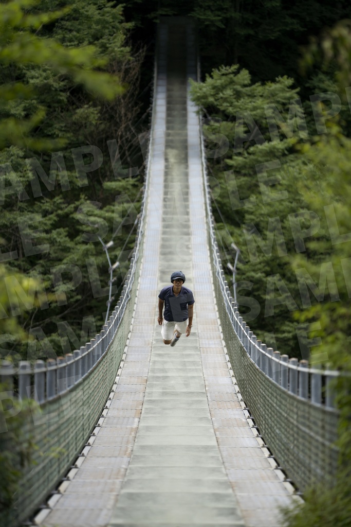 【Safe Crossing】(700 x 500mm)