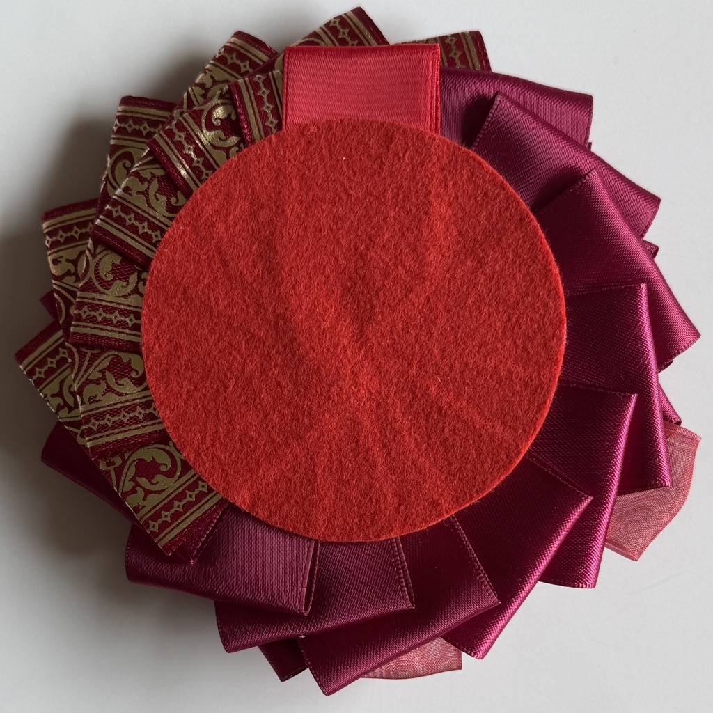 ハンドメイド ロゼット 痛ロゼット レッド×ゴールド 赤×金