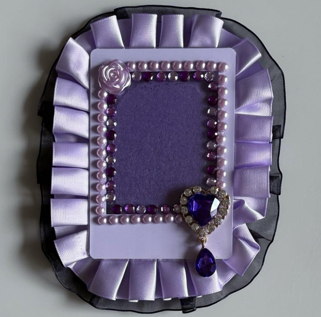 ハンドメイド 硬質カードケースデコ VΔLZ