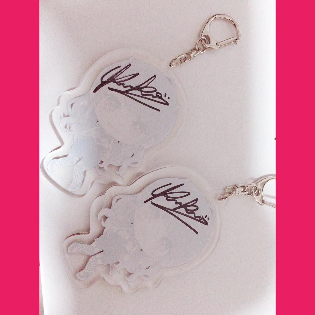 【ランダムサイン入り】KRKM -Acrylic key holder-