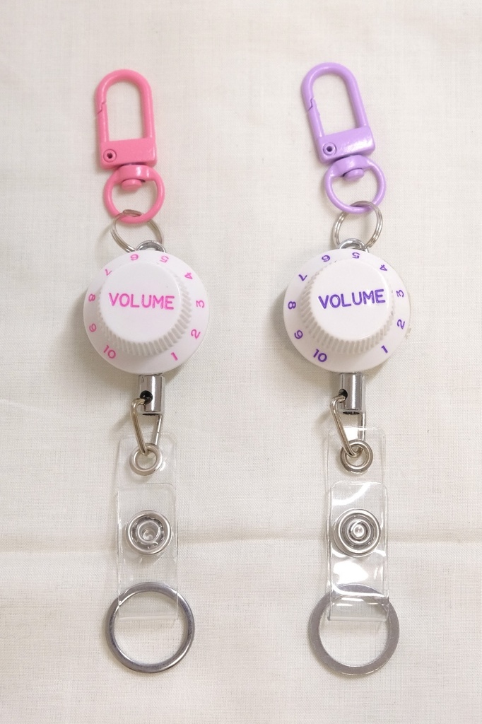 ギターノブキーホルダー Multicolor ST White knob