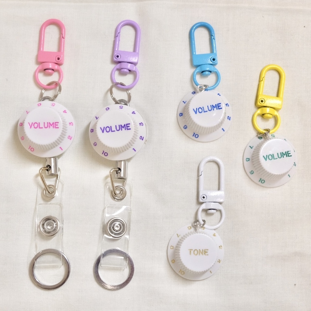 ギターノブキーホルダー Multicolor ST White knob