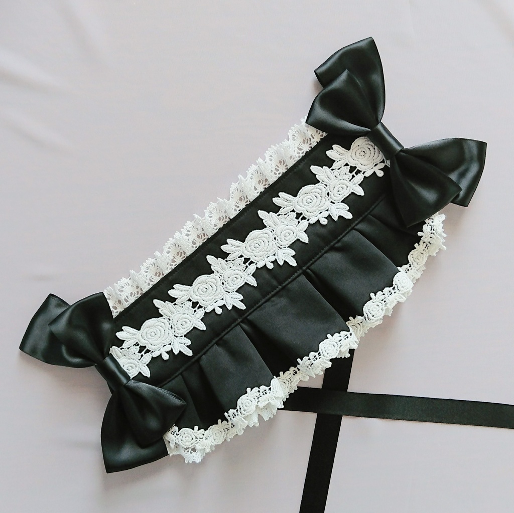 幅広トーションレースのハーフボンネット風ヘッドドレス 黒×オフ白