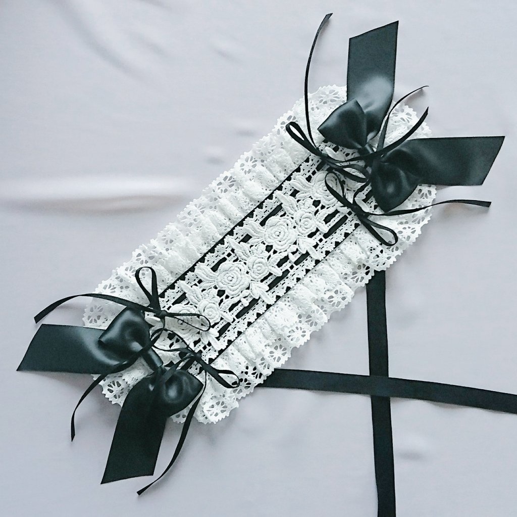 バラとはしごレースのヘッドドレス