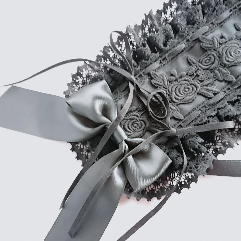 バラとはしごレースのヘッドドレス