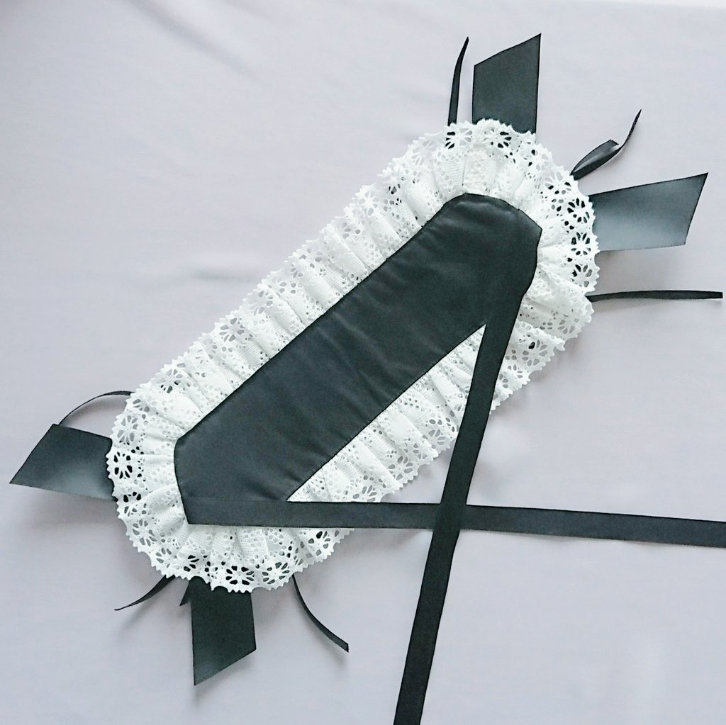 バラとはしごレースのヘッドドレス